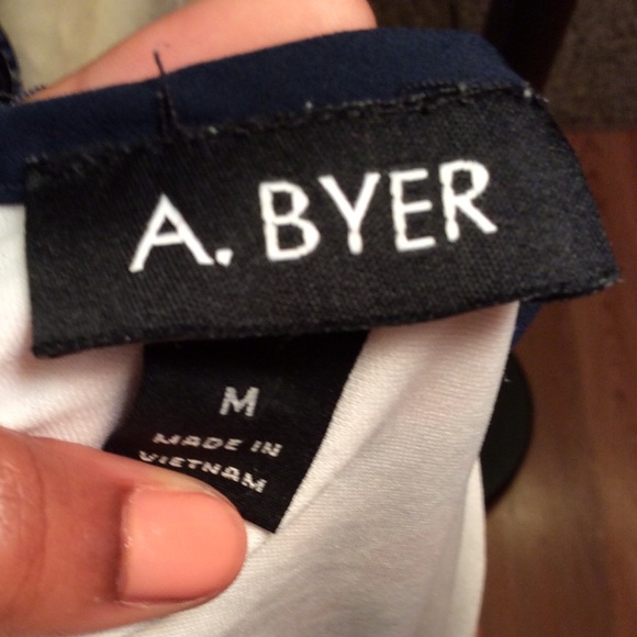 Top - Picture 4 of 4